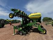 Thumbnail image John Deere 1725 3