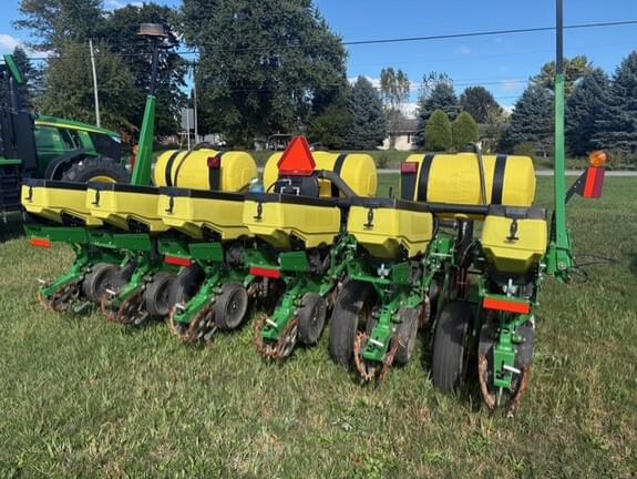 Image of John Deere 1755 equipment image 2