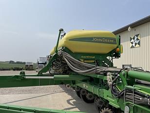 Main image John Deere 1775 4