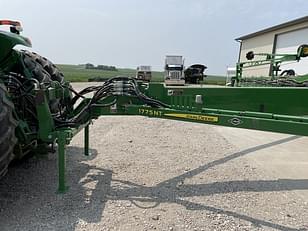 Main image John Deere 1775 5