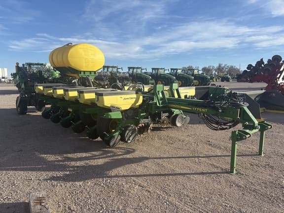 Image of John Deere 1775 Primary image