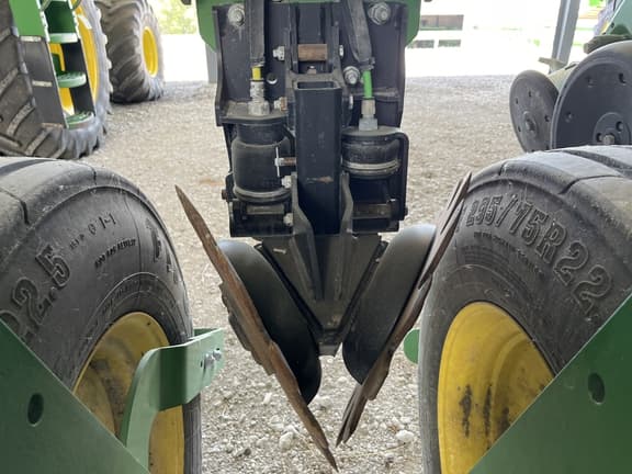 Image of John Deere 1775 equipment image 3