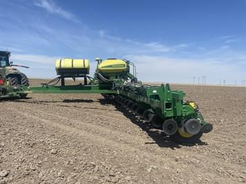 Main image John Deere 1775