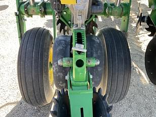 Main image John Deere 1775 23