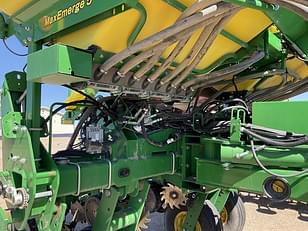 Main image John Deere 1775 26