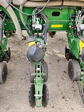 Main image John Deere 1775 13