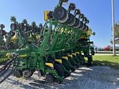 Thumbnail image John Deere 1795 1