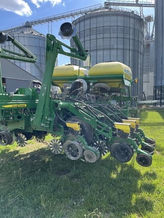 Image of John Deere 1795 Primary image