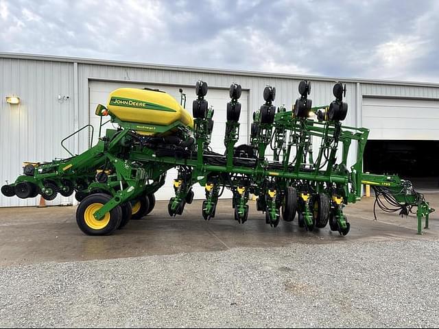 Image of John Deere 1795 equipment image 3