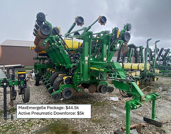 Image of John Deere 1795 Primary image