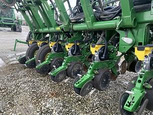 Main image John Deere 1795 16