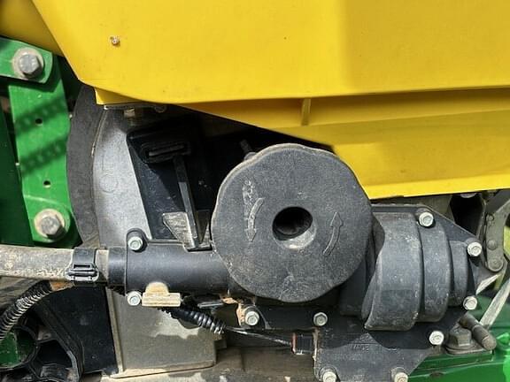 Image of John Deere 1795 equipment image 3