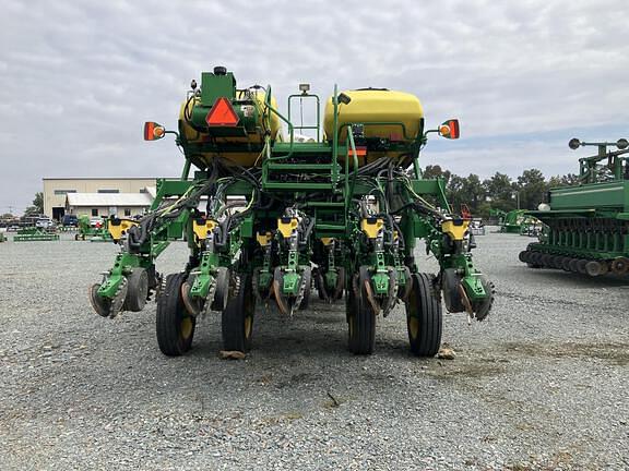 Image of John Deere 1795 equipment image 3