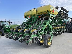 Main image John Deere 1795 6