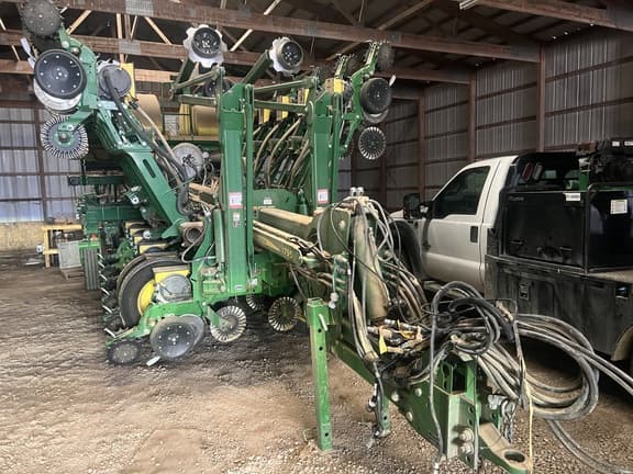 Image of John Deere 1795 Primary image