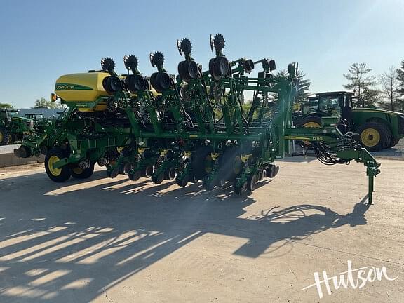 Image of John Deere 1795 Primary image
