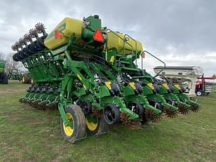 Main image John Deere 1795 16