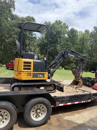 Image of John Deere 17G equipment image 3