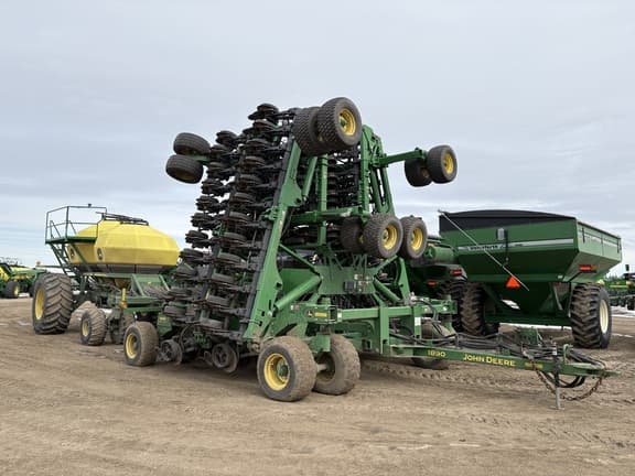 Image of John Deere 1890 equipment image 3