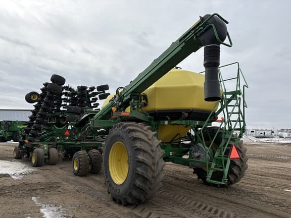 Image of John Deere 1890 equipment image 2