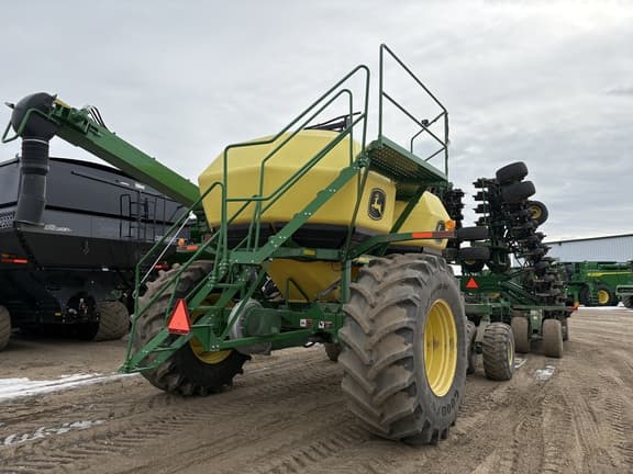 Image of John Deere 1890 equipment image 3