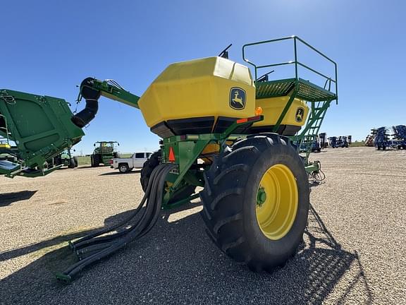 Image of John Deere 1890 equipment image 4