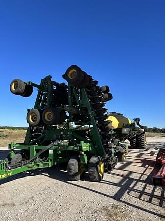 2020 John Deere 1910 Equipment Image0