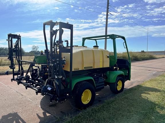 Image of John Deere 2020A equipment image 4