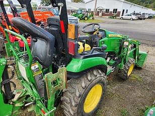 Main image John Deere 2025R 3