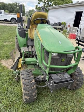Image of John Deere 2025R equipment image 1
