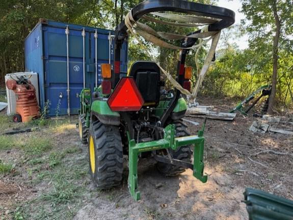 Image of John Deere 2025R equipment image 3