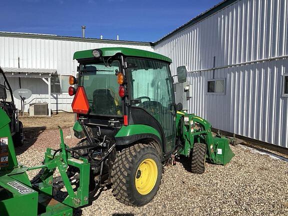 Image of John Deere 2025R equipment image 4