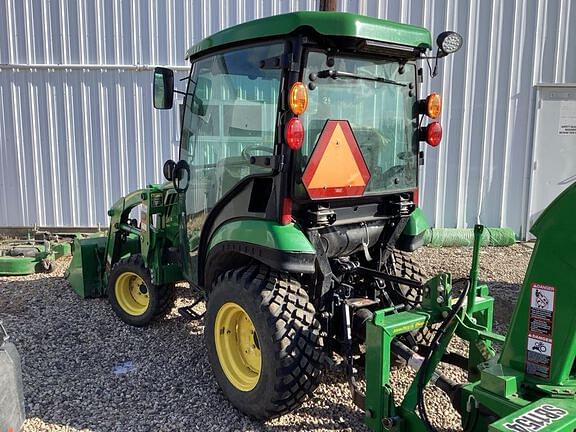 Image of John Deere 2025R equipment image 3