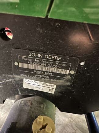 Image of John Deere 2025R equipment image 4