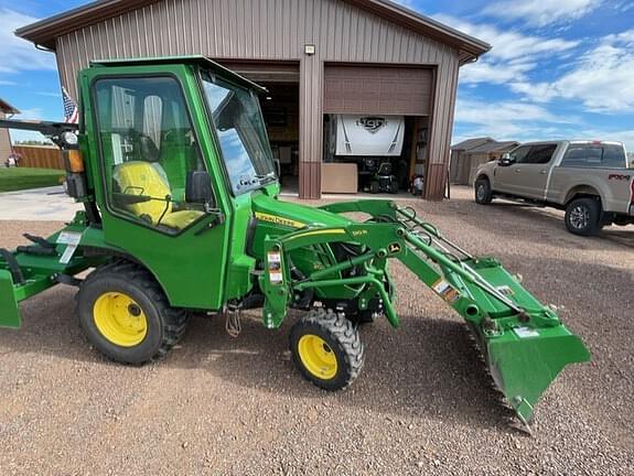 Image of John Deere 2025R equipment image 1