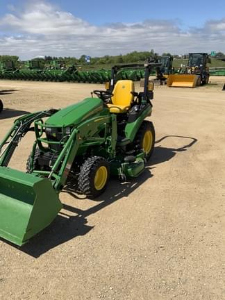 Main image John Deere 2025R