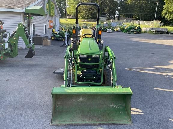 Image of John Deere 2025R equipment image 3
