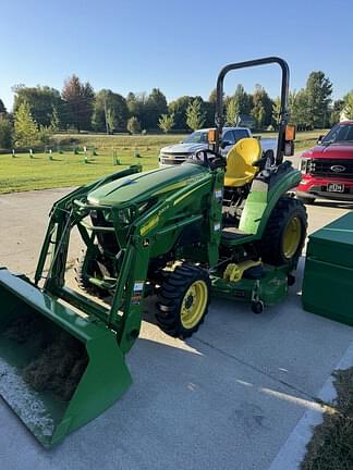 Image of John Deere 2032R Primary image