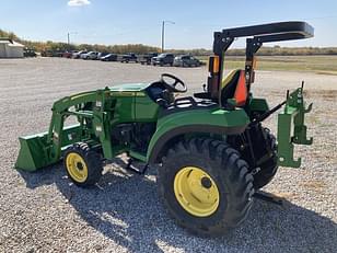 Main image John Deere 2032R 3