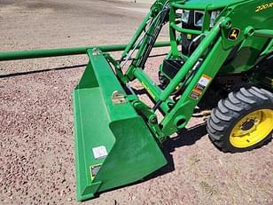 Main image John Deere 2032R 16