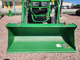 Main image John Deere 2032R 17