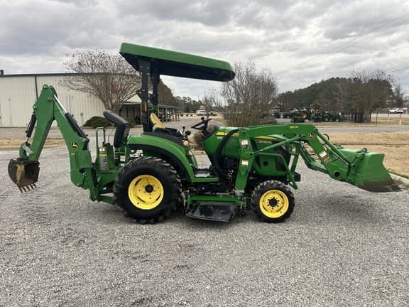 Image of John Deere 2032R equipment image 4