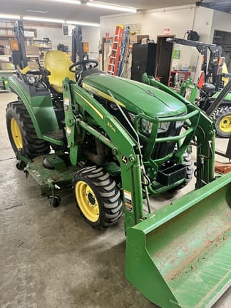 Main image John Deere 2032R
