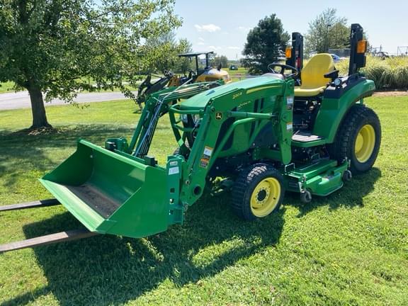 Image of John Deere 2032R Primary image