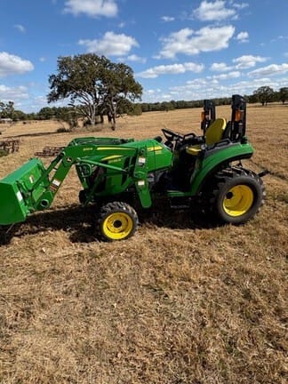 2020 John Deere 2038R Equipment Image0