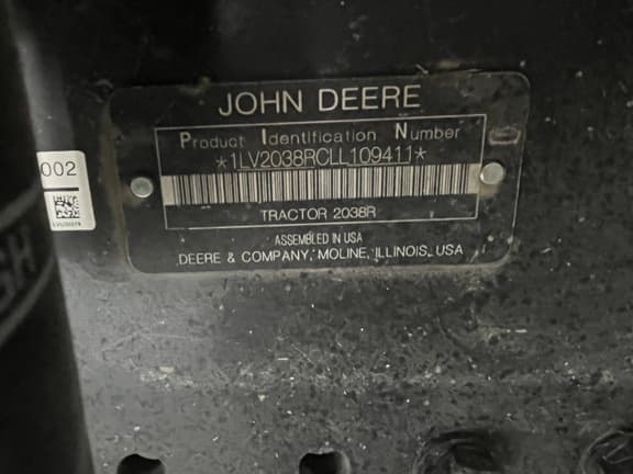 Image of John Deere 2038R equipment image 3