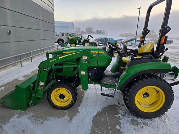 Image of John Deere 2038R equipment image 1