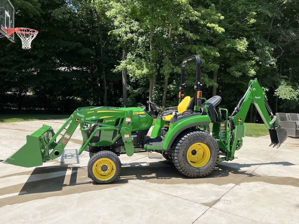 Main image John Deere 2038R