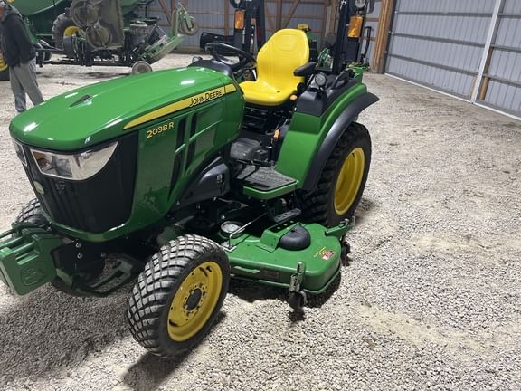 Main image John Deere 2038R