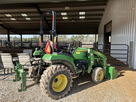 2020 John Deere 2038R Equipment Image0